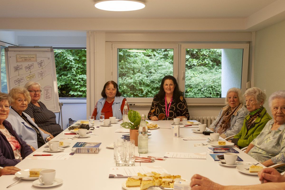 220915_GWV_Seniorenkaffee_Lewackerhof_6721_20x30_350dpi